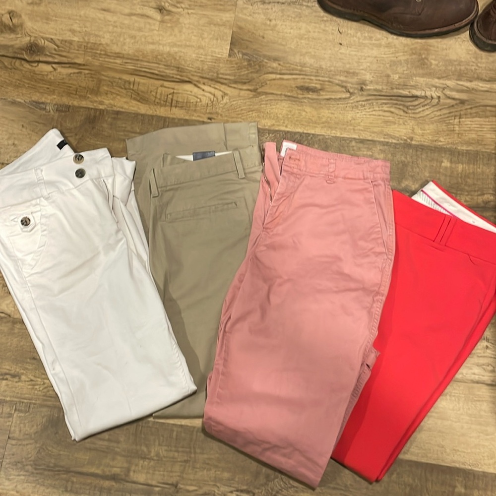 4Pairs of pants, great shape!